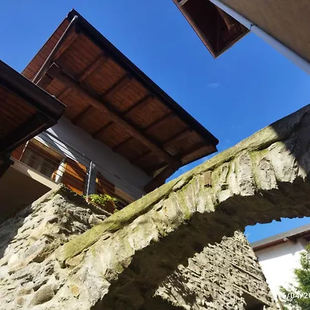 Διαμέρισμα Antico Borgo Tra I Laghi Meina